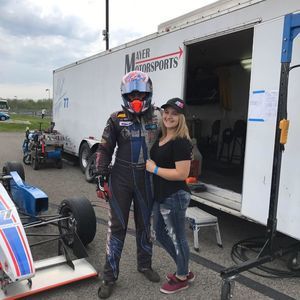 Meet your Posher, Robin